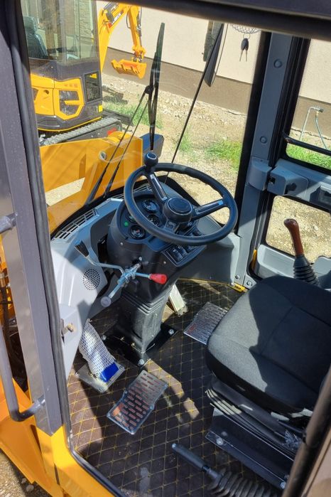 Vola/ Incarcator Frontal Lubeck FR251   2 TONE sarcină ridicare  NOU