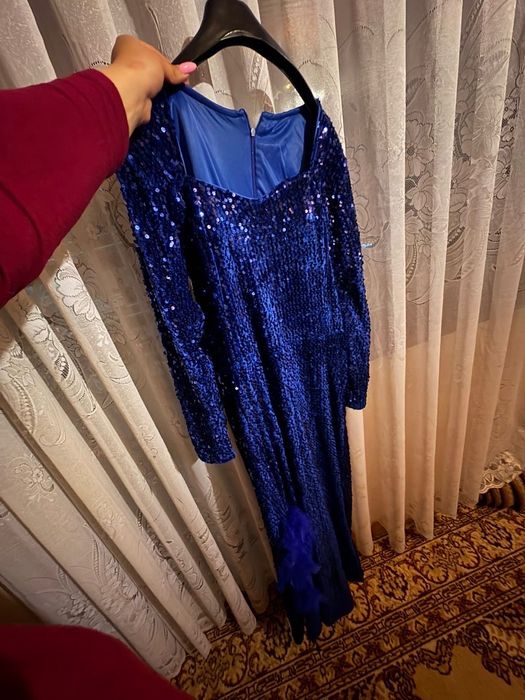 Дълга официална рокля