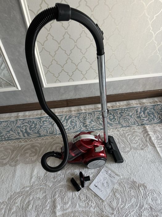 Пылесос новый, Мощность 2000 Вт