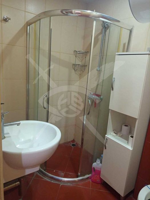 Дава се под наем Тристаен апартамент в Варна, Цветен квартал - 60 кв.м за 500 € - Снимка #5