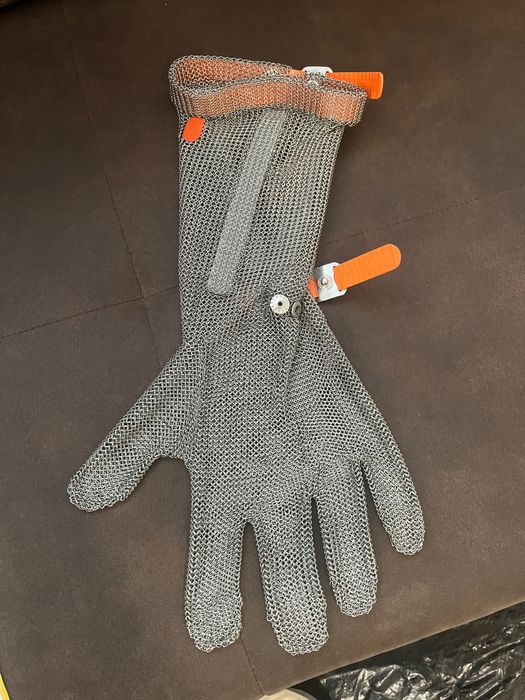 Метални предпазни ръкавици