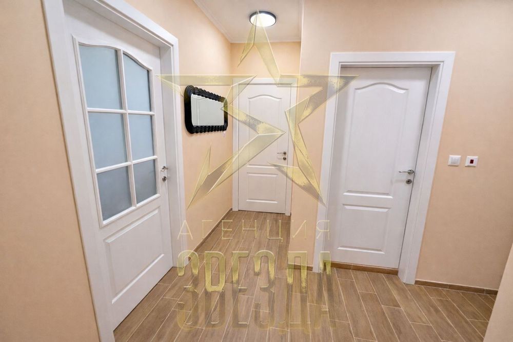 Продава се Двустаен апартамент в Пловдив, Тракия - 73 кв.м за 1017 €/кв.м - Снимка #2