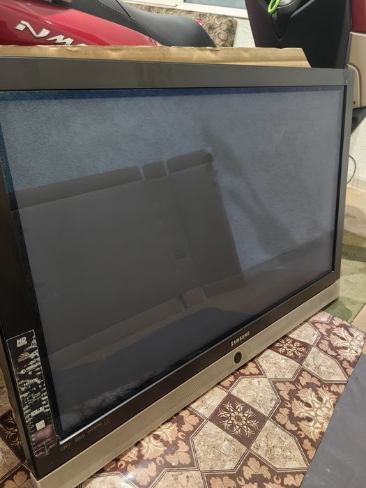 Самсунг плазма работещ телевизор