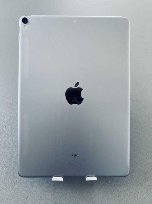 Apple iPad Pro 1gen A1701 10.5' 64GB WiFi / Space Gray + Kутия