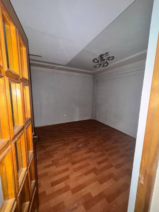 Продам 4комнатную квартиру