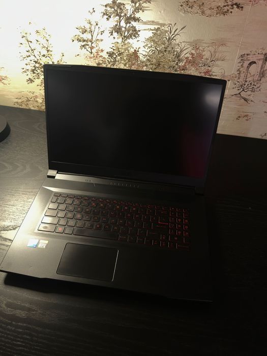 Laptop Gaming MSI Katana Optimizat – Intel i7 Gen 11, RTX 3060, 16GB RAM, 512 SSD, 144hz + CADOU