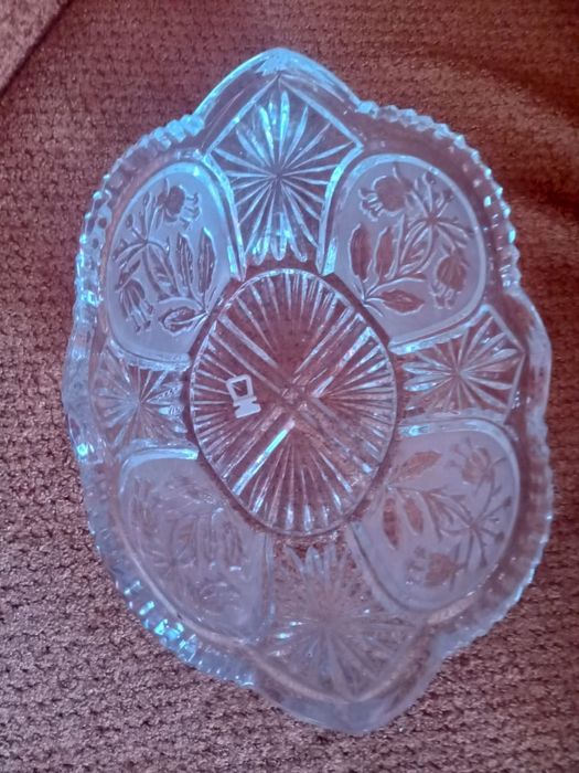 Продается хрустальная ваза