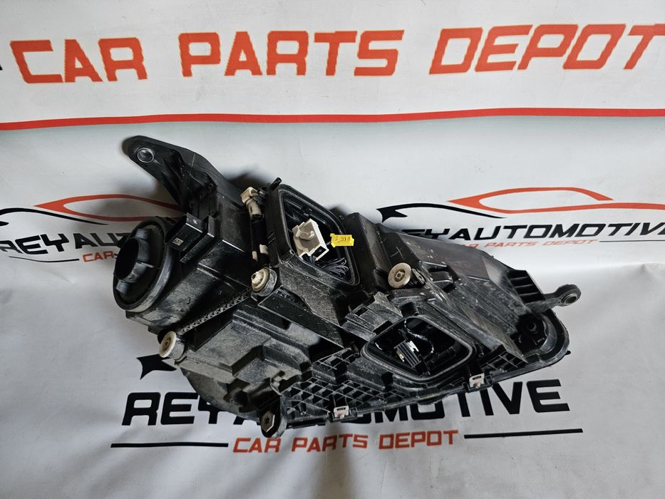 Far stanga avariat Mercedes GLE W167 cod A1679064708