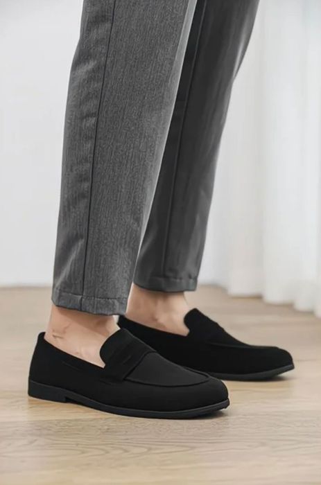 Лоферы из замши.