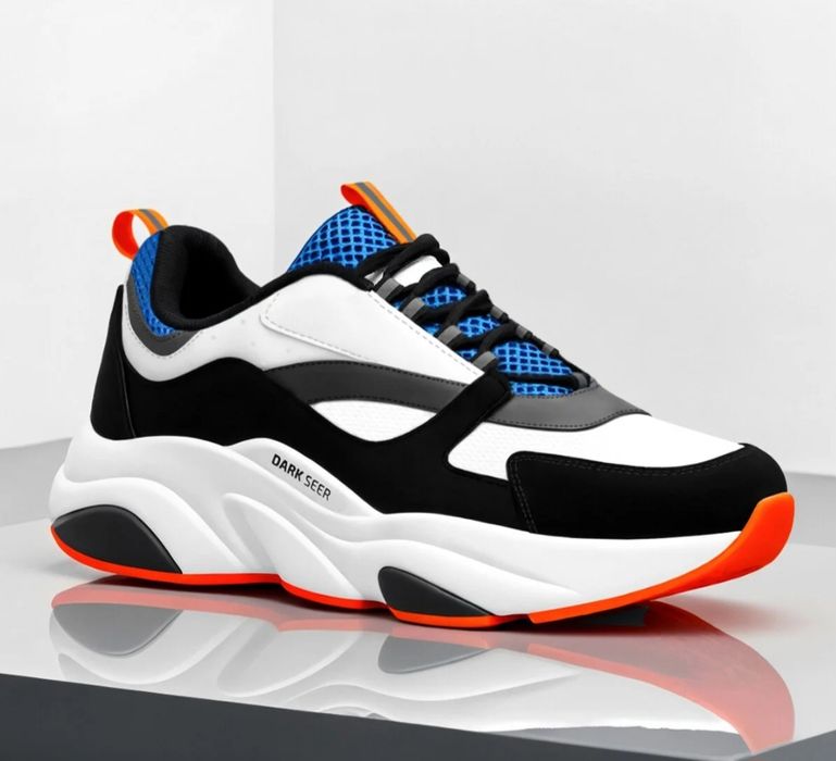 Vând adidași bărbați