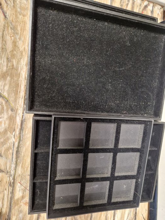 Поставки за бижута