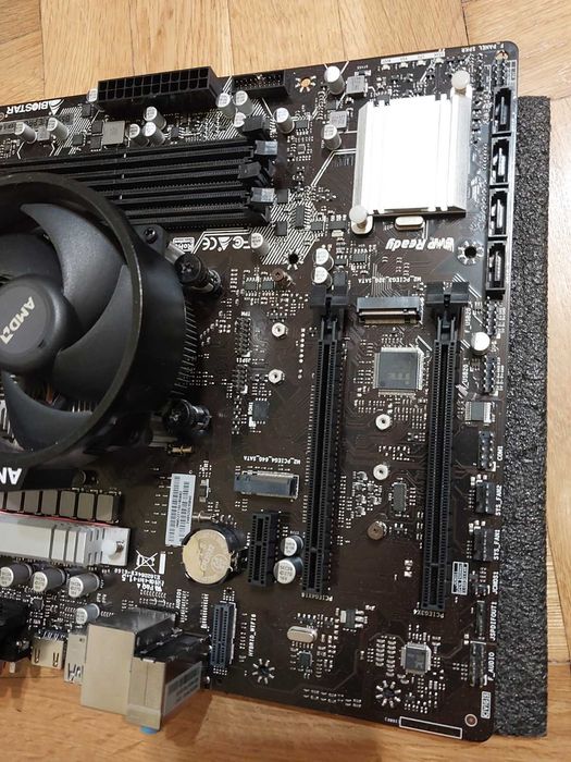 Ryzen 5 3600 + Biostar B550MX/E Pro ver.6.0 + Wraith Stealth