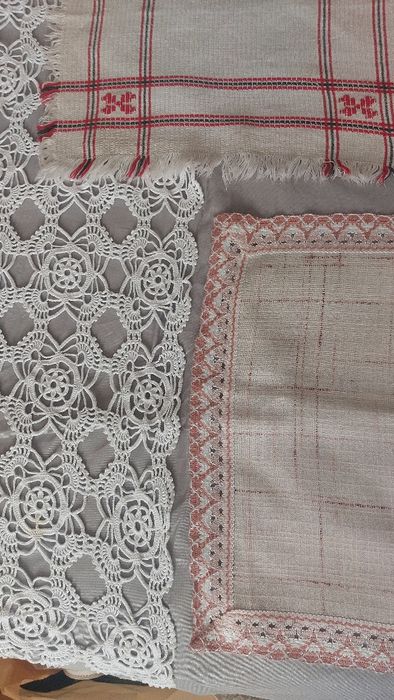 Покривки за холна маса -4 броя