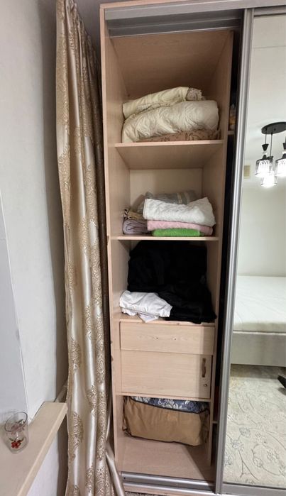 Шкаф двух дверны