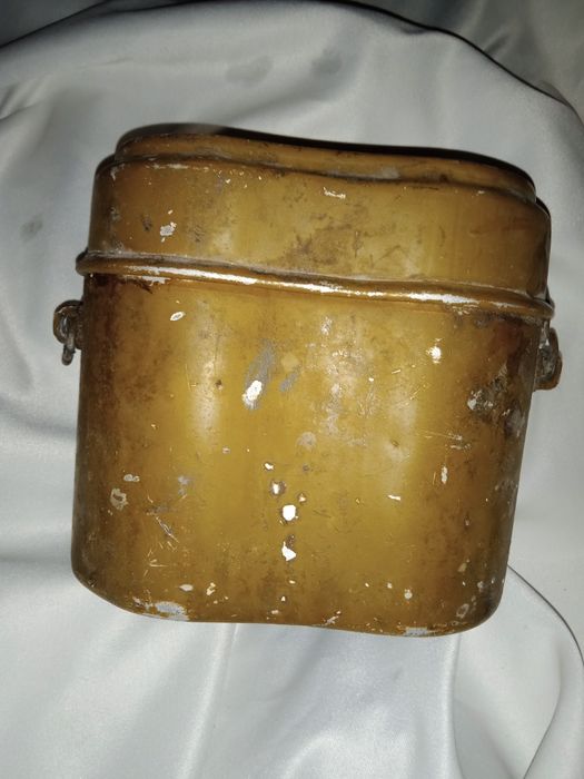 Армейский котелок.