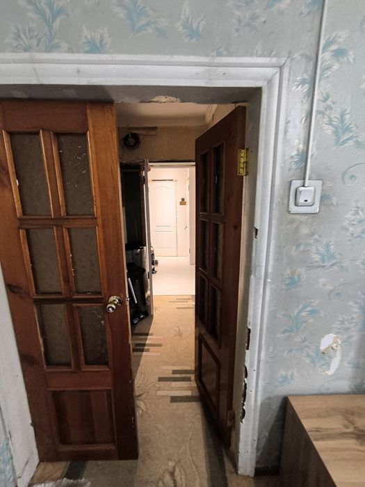 2 х комнатную квартиру Спутник 1.С ремонтом . В деревянном доме. Огоро