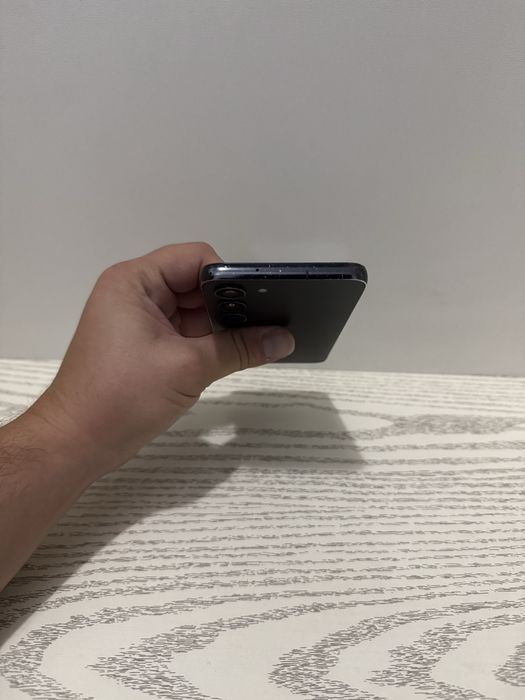 Samsung s23 Идеал 8/256 гб