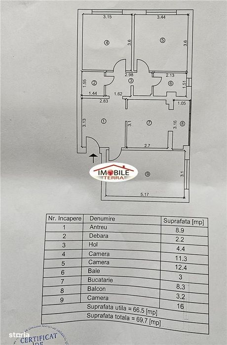 Apartament 3 camere decomandat cu pivnita de vanzare in Vasile Aaron