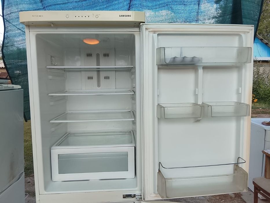 Продам холодильник Самсунг