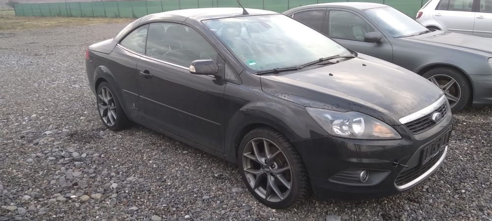 Ford focus  CC Pinimfarina  2009