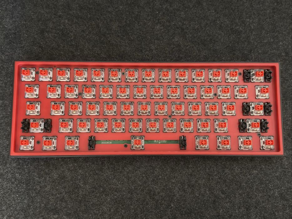 Tastatura mecanica Redragon Fizz K617 RGB 60% - In stare perfecta