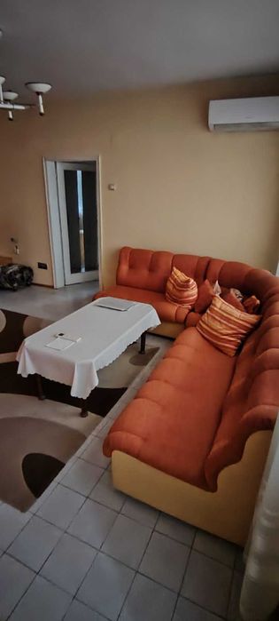 Тристаен апартамент кв. Дружба, гр. Хасково