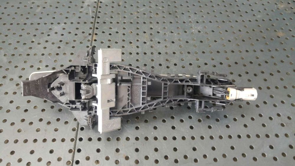 Maner exterior dreapta fata land rover range rover 4 l405 vogue bj32224n02