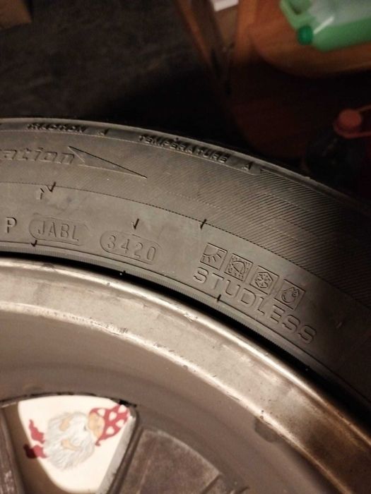 Jante BMW R17 cu Anvelope Nexen