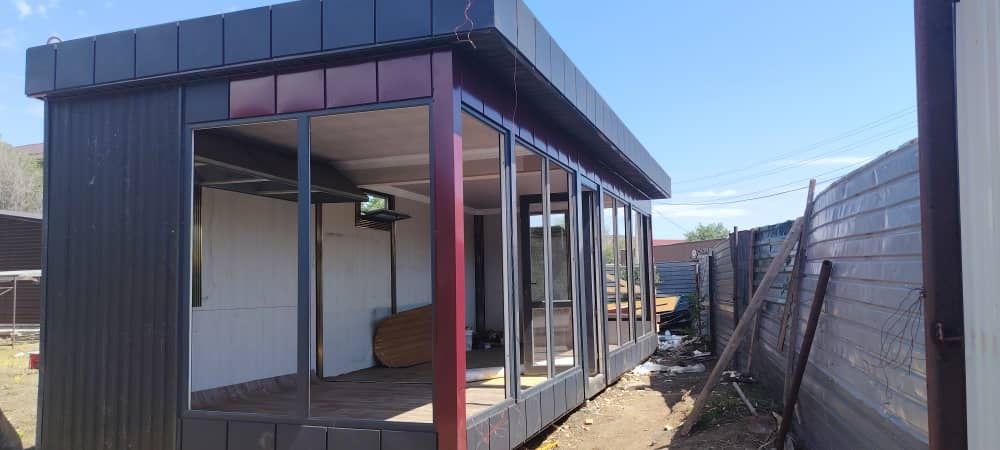 киоск сатылады (3×8 м)