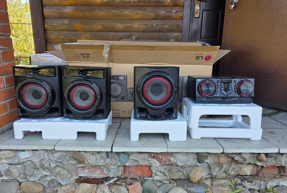 Новый музыкальный центр LG XBOOM CJ45 (720 Вт)