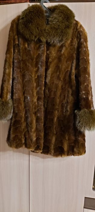 Продам дублёнку 52 54 и шубу 46 48
