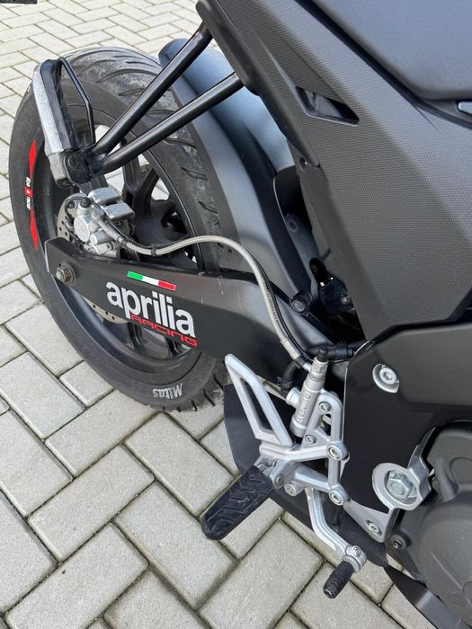 Aprilia Tuono 125cm A1