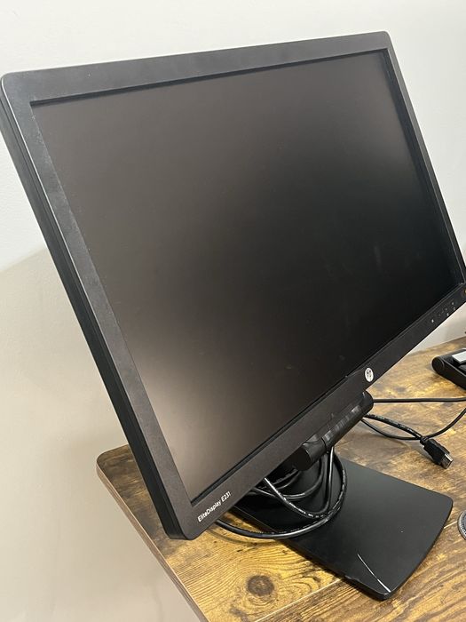 Монитор HP EliteDisplay E231