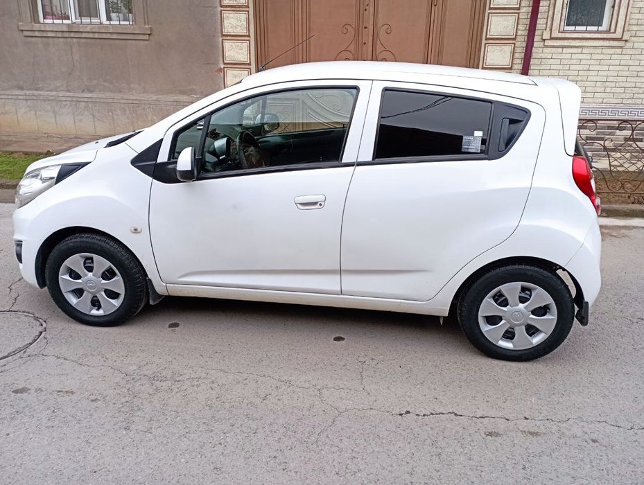 Продаю автомобиль Спарк 201 из без5 года выпуска