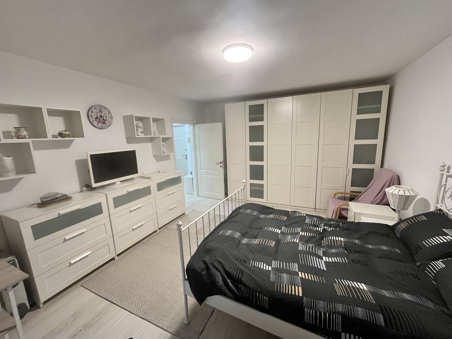 Inchiriez garsoniera