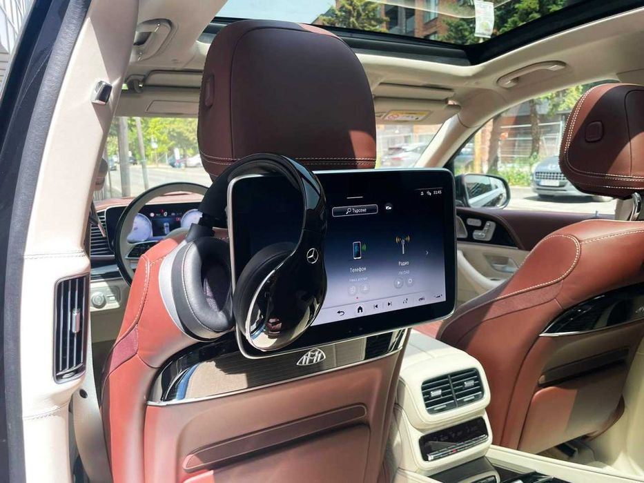 Кола под наем Mercedes GLS 600 Maybach за абитуриентски бал