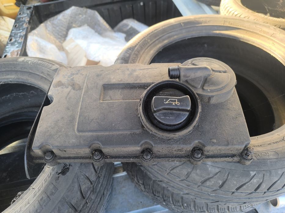Капак клапани Audi VW 2.0 TDI 140к.с.