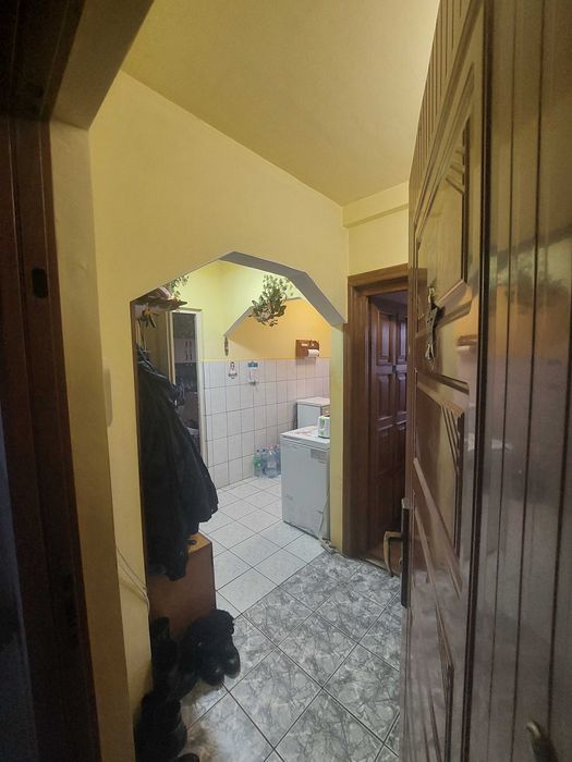 Apartament 3 camere et. 4 50mp² zona 22 decembrie/dorobantilor