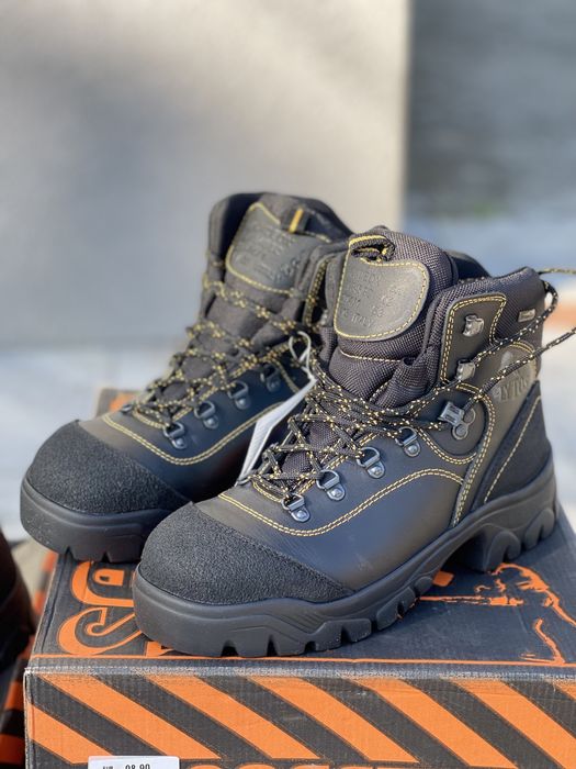 Работни обувки с метално бомбе LYTOS | ARBESKO - 39|40 номер