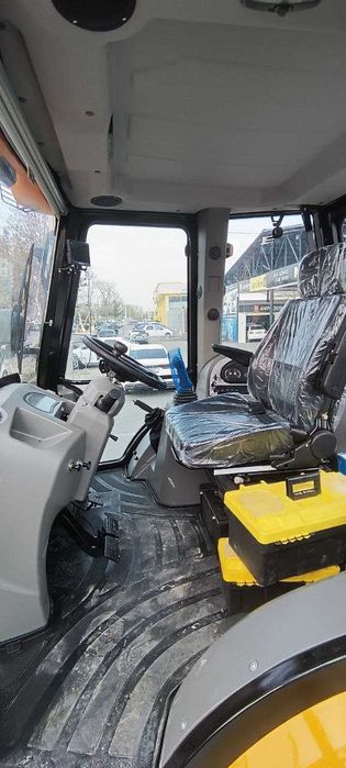 Экскаватор погрузчик VIAMAR 350D крабовая походка