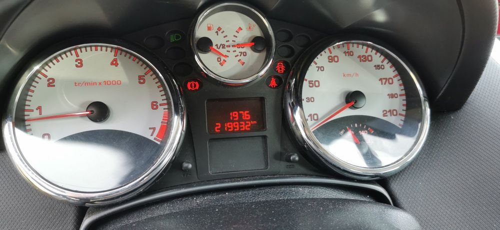 Peugeot 207 1.4 16v 88кс