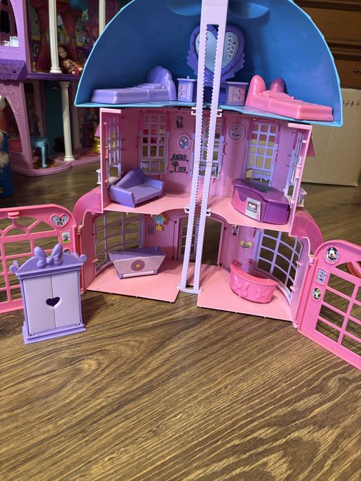 Set de joaca Casuta lui Minnie Mouse