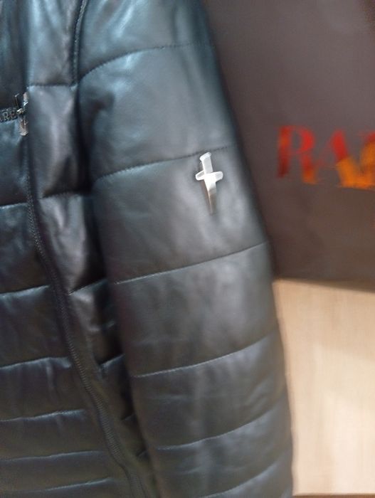 Продам куртку мужскую