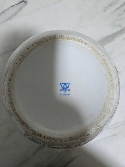 Set cesti cafea elegante, portelan, cu farfurioare NOI stil franțuzesc