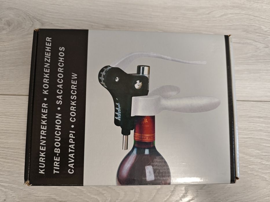 Vand Tirbuson / Desfacator sticle de vin