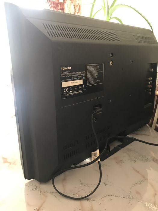Продам телевизор TOSHIBА