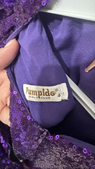 Новое платье нарядное на девочку