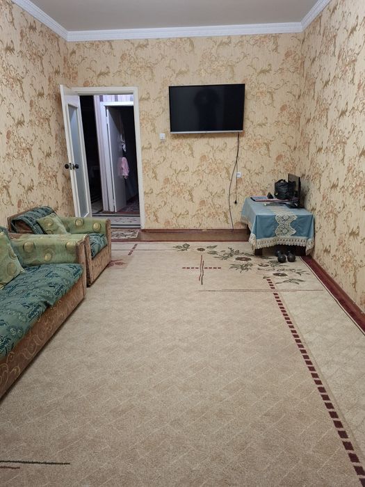 Uy sotiladi 7-MKR 1-etaj