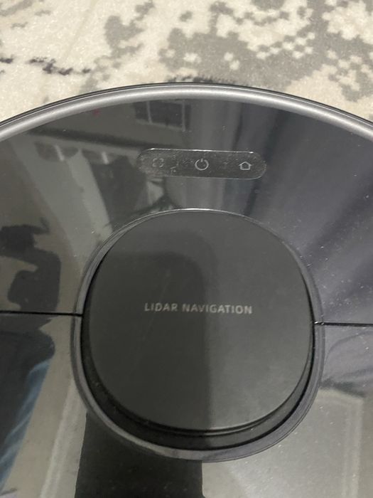 Робот пылесос продам