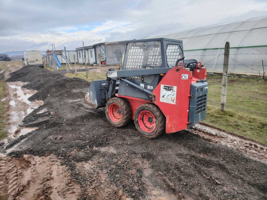 Мини челен товарач бобкат